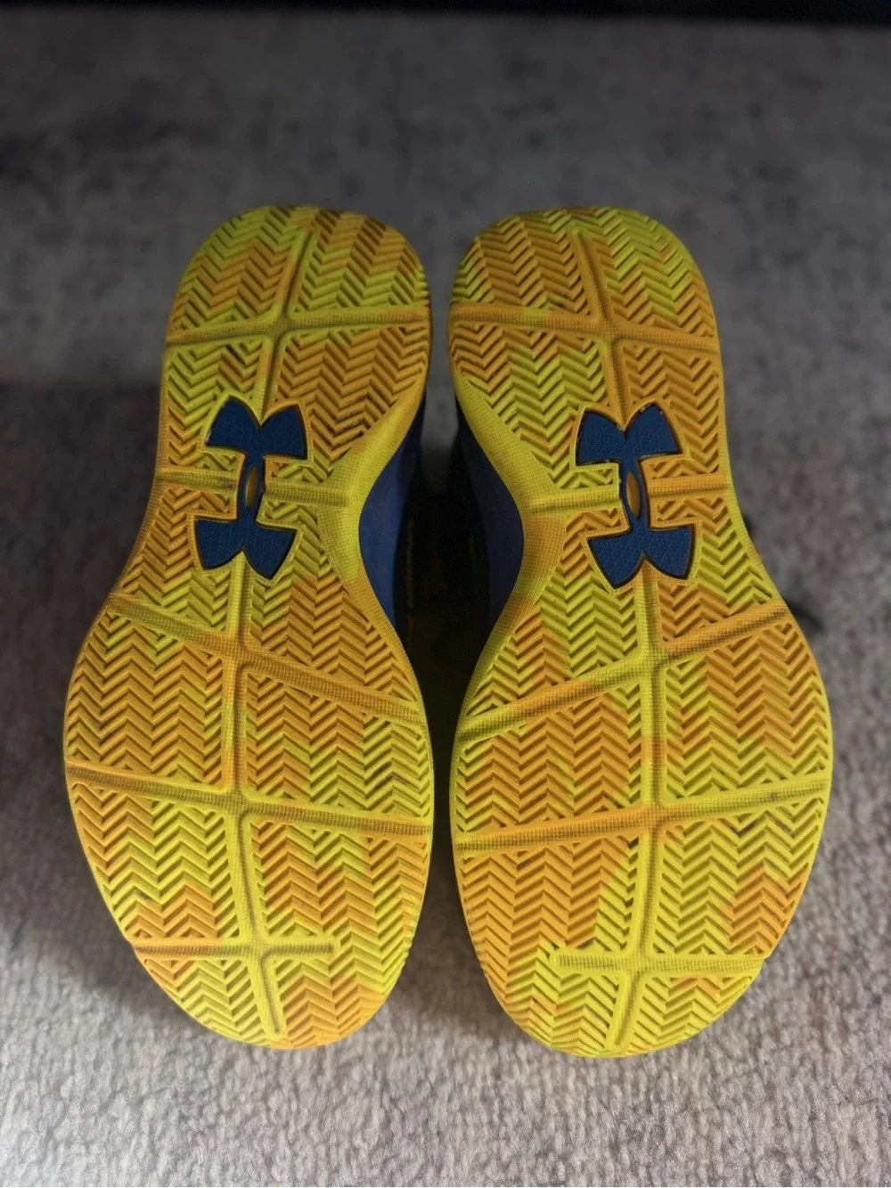 Under Armour Boys Lockdown 3 Basketball Shoes Blue Yellow Size 2Y